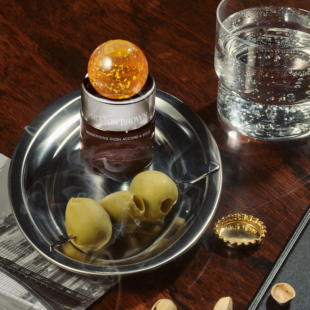 Mesmerising Oudh Accord & Gold Eau de Parfum 30ml