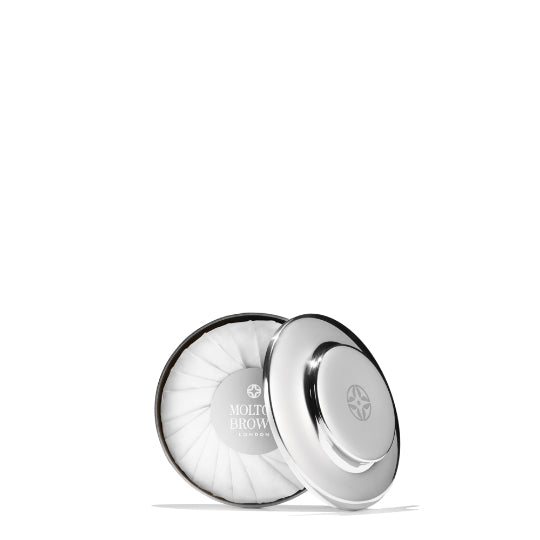 Moisture-rich Shaving Soap
