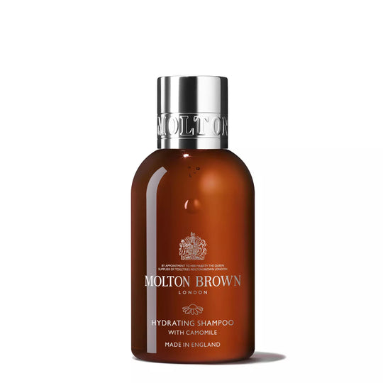 شامبو الشعر المرطب بالبابونج